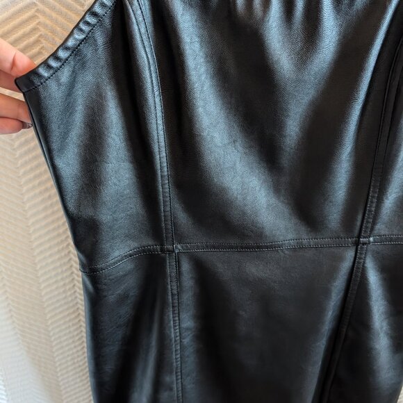 H&M Black Faux Leather Mini Dress Spaghetti Straps Stretch Size 6 - Picture 4 of 9